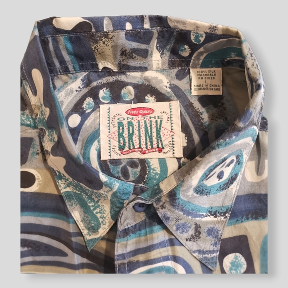 Abstract Pattern Shirt Mens Size L Blue Short Sleeve Silk Button Up Shirt - Picture 6 of 6